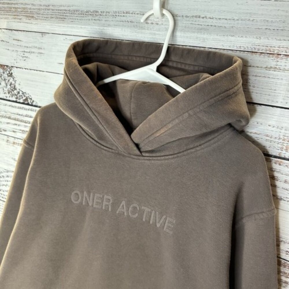 Oner Active Classic Oversized Hoodie in Deep Taupe - Size Medium - Picture 7 of 13